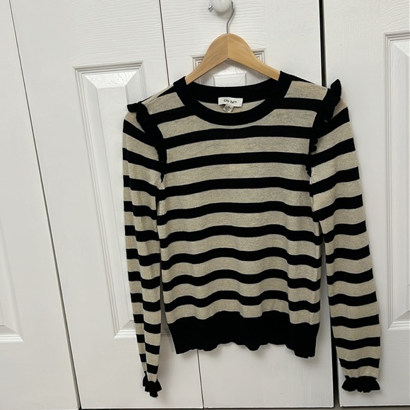 Ruffle-Trim Crewneck Lurex Sweater. - Picture 4 of 8